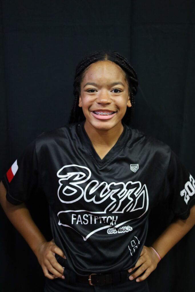 Buzz Fastpitch Softball Lexi Rosillo 5